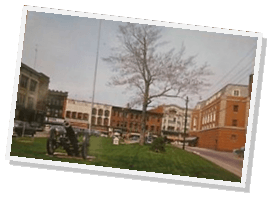 1950s postcard of the Cannon in Castonguay Square